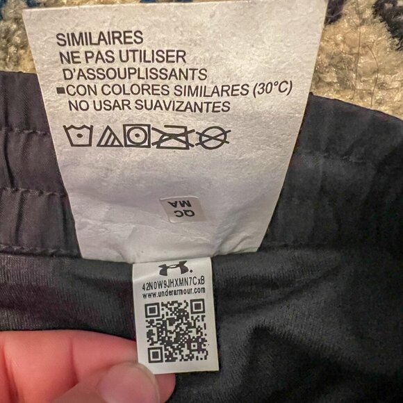 🏷️ NWT Under Armour Women's UA Fly by 3" Shorts Black/High Vis Yellow Size 3XL - Picture 6 of 9